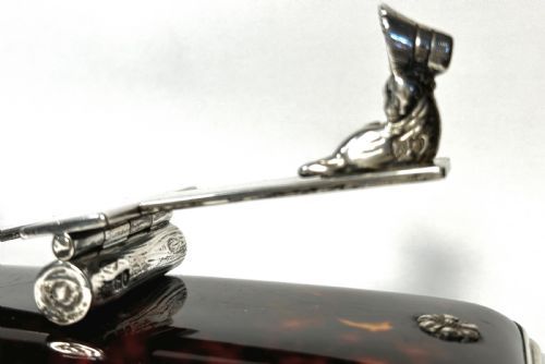 fig 1. Silver and Tortoiseshell Desk Clip