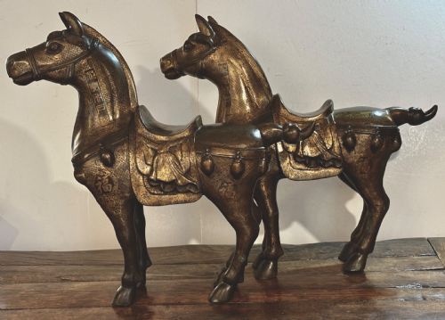 PAIR OF LARGE CHINESE BRONZE HORSES - ADDITIONAL PHOTO 7