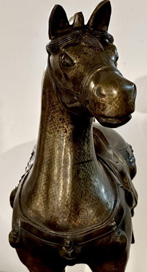 PAIR OF LARGE CHINESE BRONZE HORSES - ADDITIONAL PHOTO 8