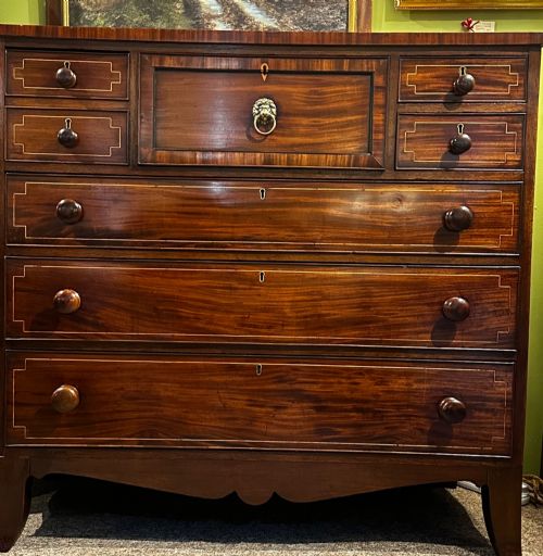REGENCY SCOTCH CHEST IN MAHOGANY