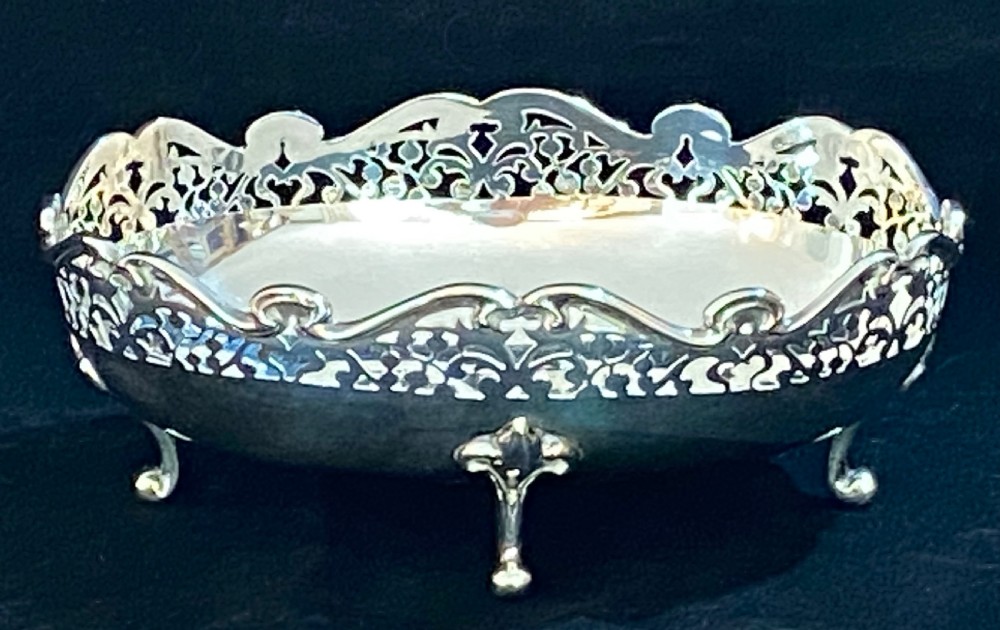 Silver Bowl on Cabriole Legs  London 1903 View II