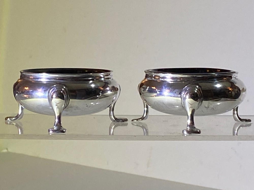 Pair of George II Silver Salts with Glass Liners. London 1748 View III
