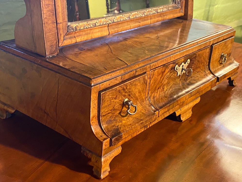 Early 18th Century Walnut Dressing table Mirror View IV