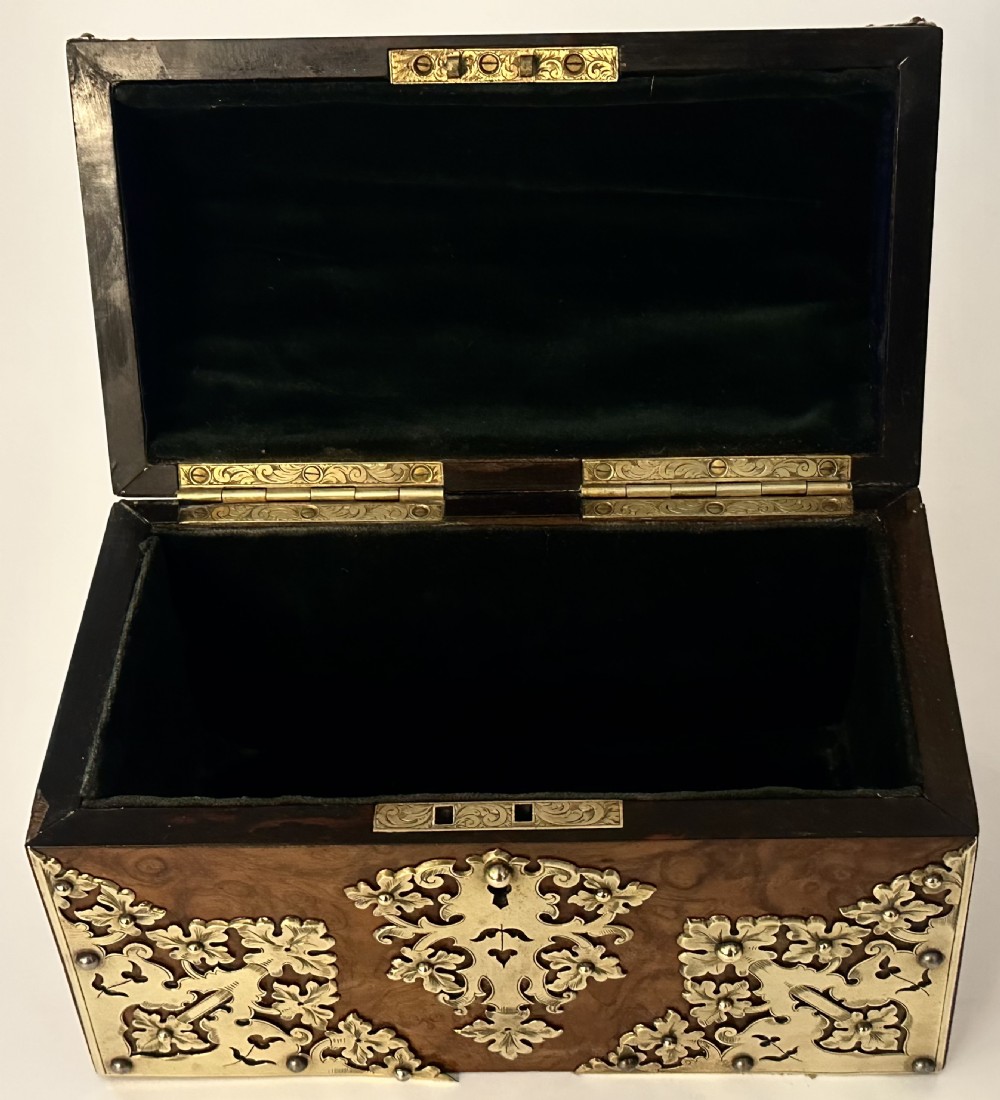 Casket in Burr Walnut View V