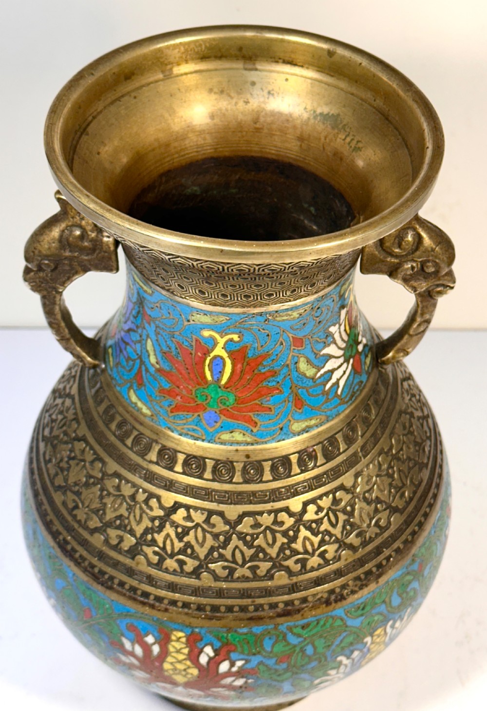 Chinese Cloisonné Vase, late Qing Dynasty. View IV