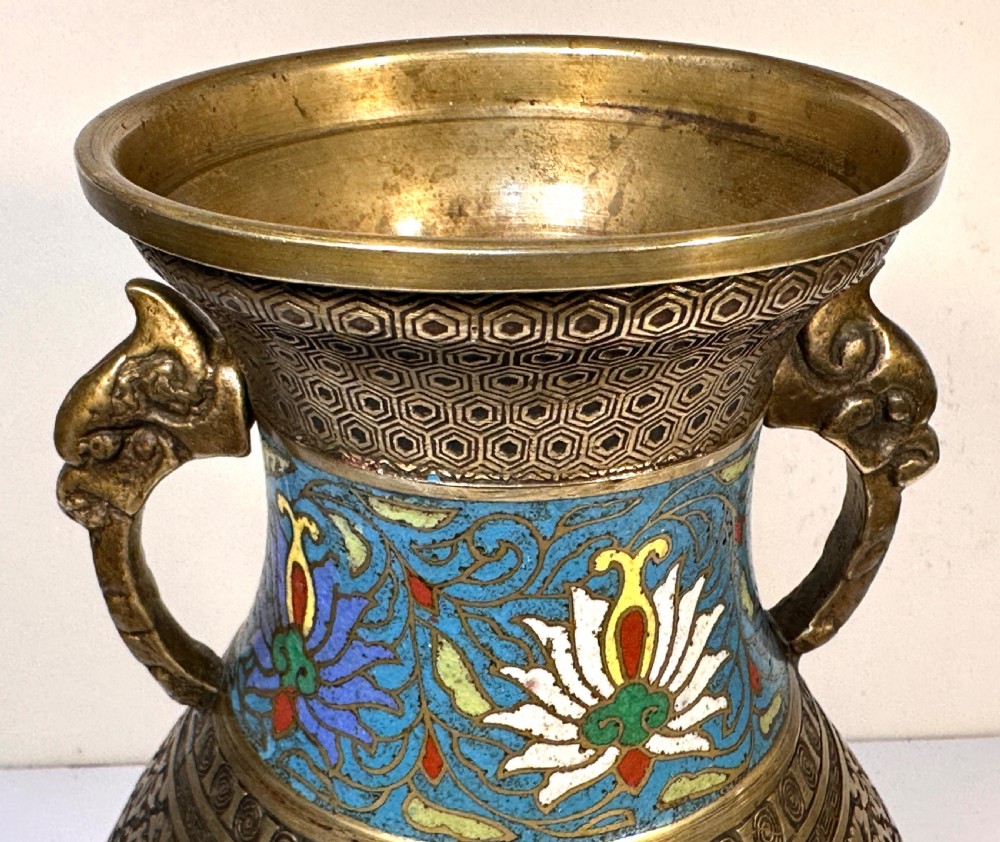 Chinese Cloisonné Vase, late Qing Dynasty. View VII