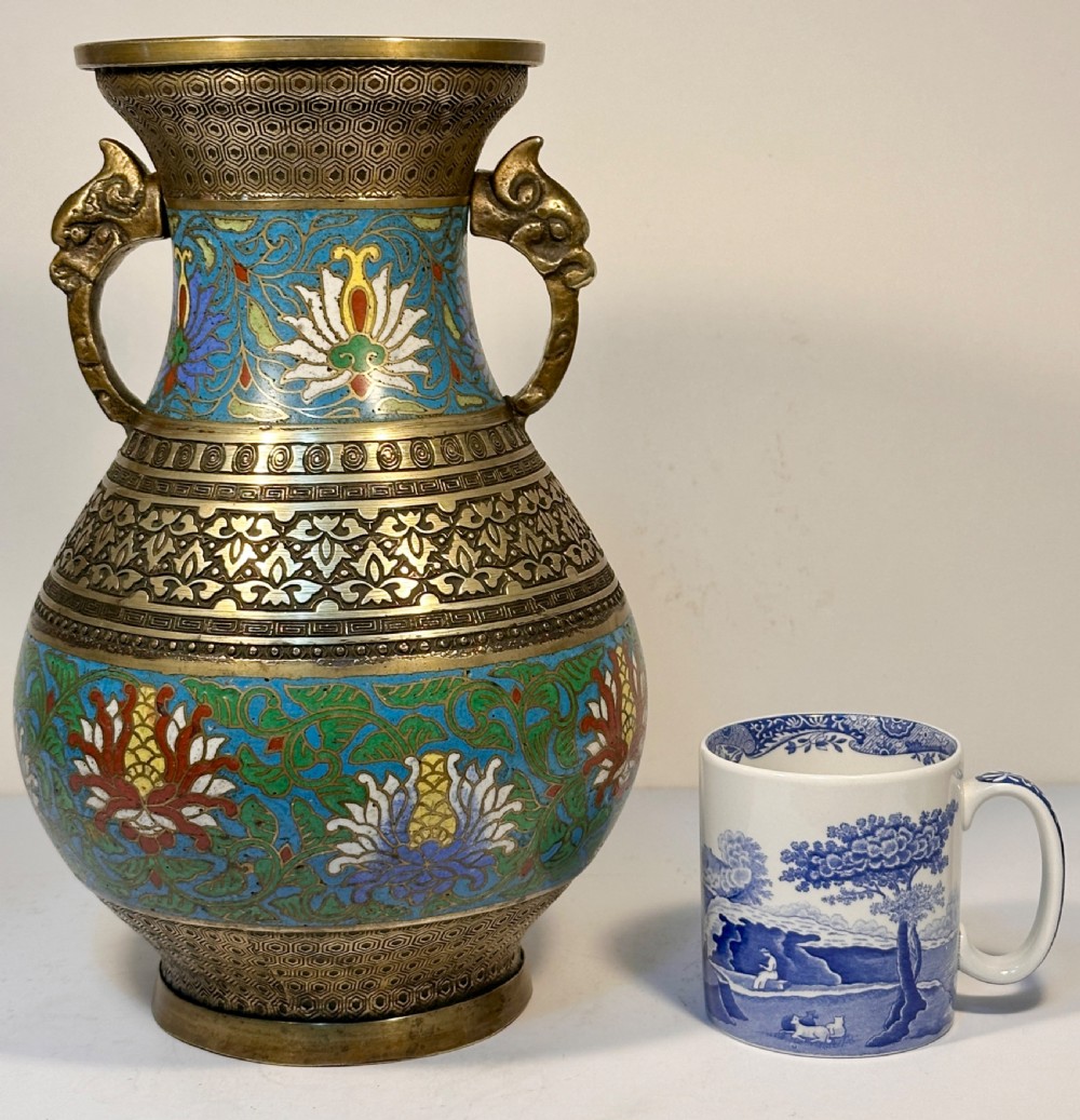 Chinese Cloisonné Vase, late Qing Dynasty. View X