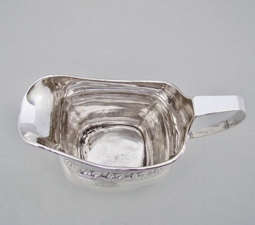fig 2. GEORGIAN IRISH SILVER CREAM JUG BY ROBERT BREADING, DUBLIN 1805