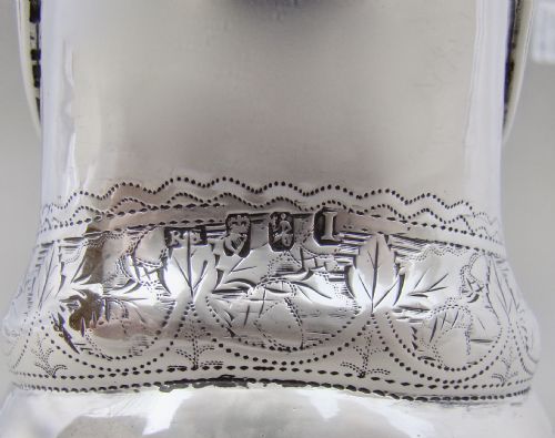 fig 3. GEORGIAN IRISH SILVER CREAM JUG BY ROBERT BREADING, DUBLIN 1805