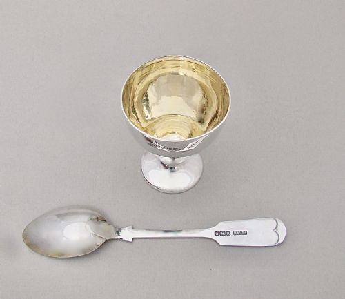 fig 3. CASED SILVER CHRISTENING SET WITH EGG CUP & SPOON BY HENRY WILLIAMSON LTD, BIRMINGHAM 1911