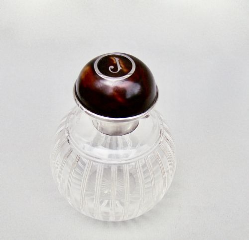 Exquisite George V Silver & Pique Tortoiseshell Scent Bottle by Mappin & Webb, Chester 1914
