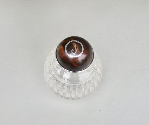 fig 2. EXQUISITE GEORGE V SILVER & PIQUE TORTOISESHELL SCENT BOTTLE BY MAPPIN & WEBB, CHESTER 1914