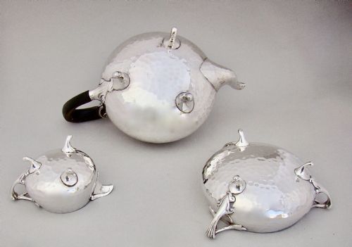 fig 3. FABULOUS ARTS & CRAFT SPOT-HAMMERED SILVER TEA SERVICE BY CHARLES EDWARD, LONDON 1913