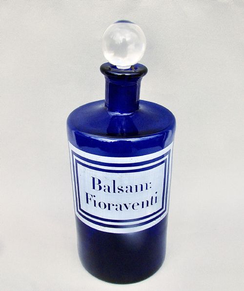 fig 2. 19TH CENTURY FRENCH ETCHED BRISTOL BLUE GLASS APOTHECARY JAR, CIRCA 1890