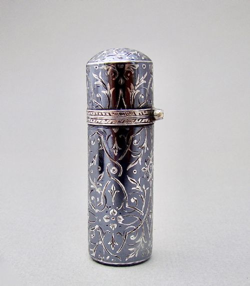 fig 1. VERY RARE FRENCH PALAIS ROYAL NIELLO SILVER CASED SCENT BOTTLE, CIRCA 1870