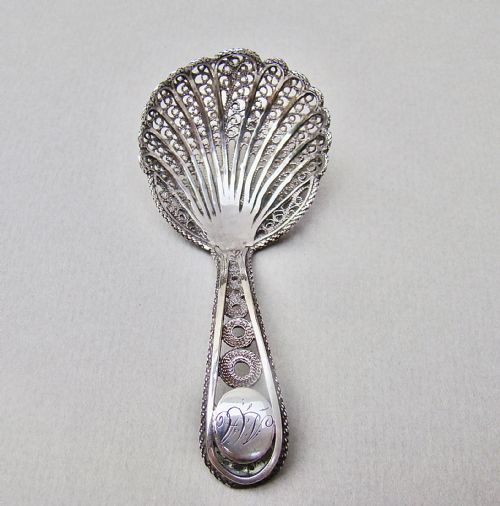 fig 1. FINE GEORGIAN SILVER FILIGREE CADDY SPOON, CIRCA 1800