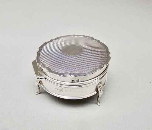 George V Silver Jewellery Box by Walker & Hall, Birmingham 1917