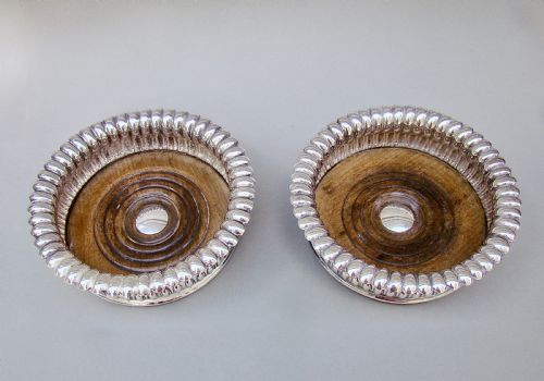 fig 2. UNUSUAL PAIR OF GEORGIAN OLD SHEFFIELD PLATE WINE COASTERS, CIRCA 1800