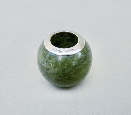 fig 1. SMALL AND EXQUISITE EDWARDIAN SILVER MOUNTED MOSS AGATE MATCH STRIKER BY JAMES SWANN & SON BIRMINGHAM 1907