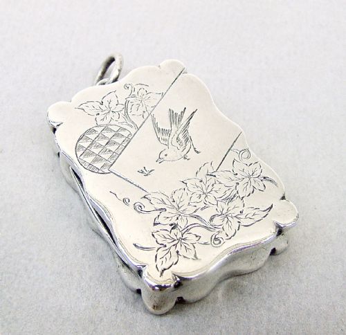 Rare Victorian Aesthetic Movement Silver Vinaigrette by Deakin & Nephew, Birmingham 1880