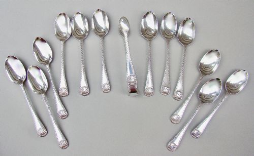 fig 2. CASED SET OF 12 VICTORIAN TEASPOONS & MATCHING SUGAR TONGS BY WAKELY & WHEELER, LONDON 1889