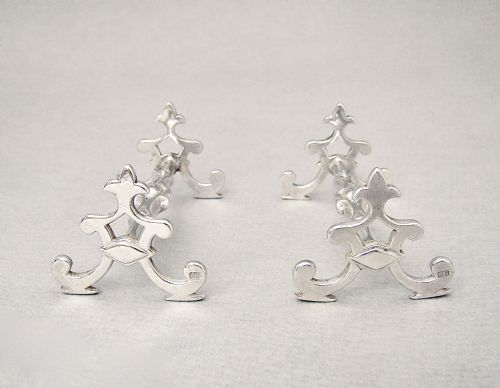 fig 2. SUPERB PAIR OF EARLY VICTORIAN CAST SILVER KNIFE RESTS BY JOHN GILBERT, BIRMINGHAM 1858