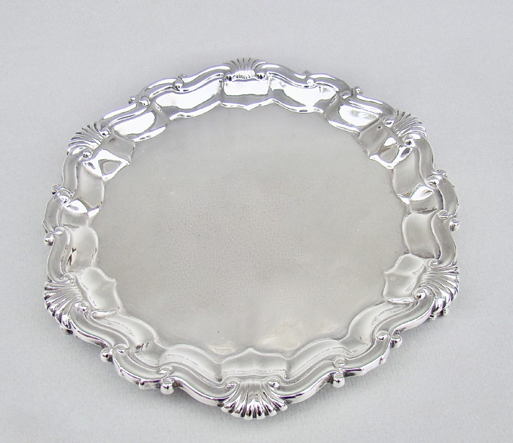 EXQUISITE VICTORIAN SILVER CARD TRAY BY MARTIN HALL & CO, LONDON 1891