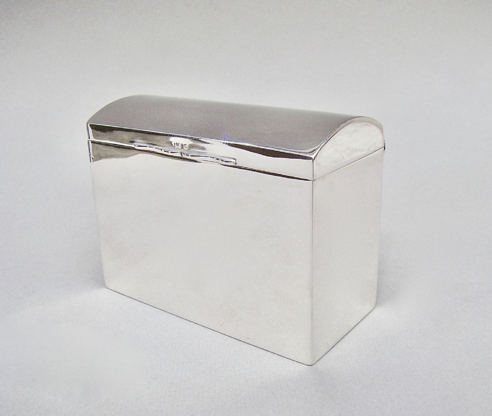 FABULOUS EDWARDIAN SILVER PLAYING CARD BOX BY HENRY MATTHEWS, BIRMINGHAM 1902 View IV