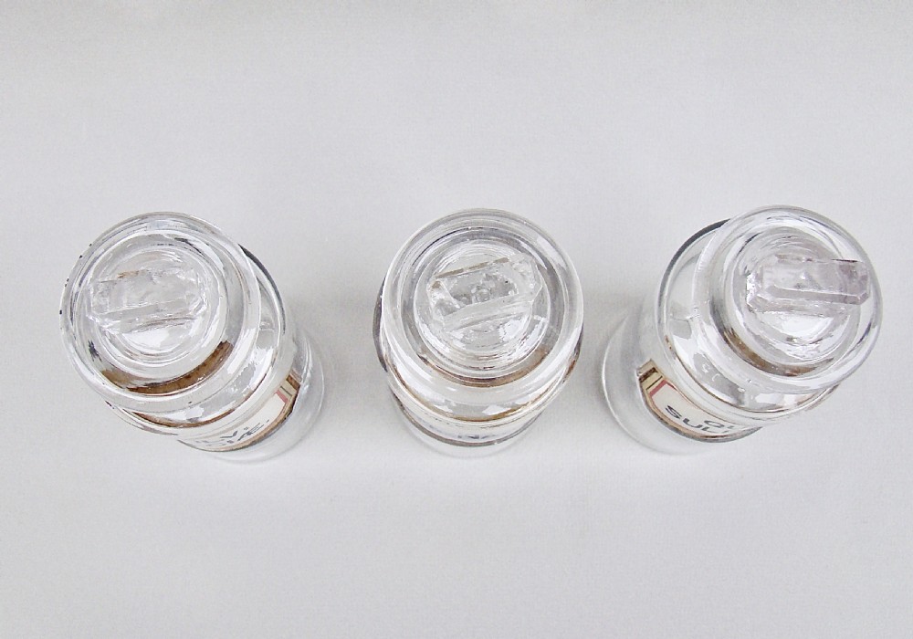SET OF THREE VICTORIAN SMALL APOTHECARY JARS, CIRCA 1890 View V