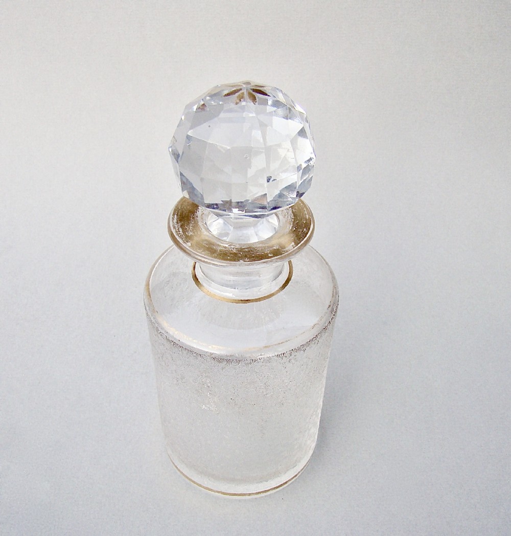 FRENCH BACCARAT CRYSTAL ETCHED GLASS SCENT BOTTLE, CIRCA 1900