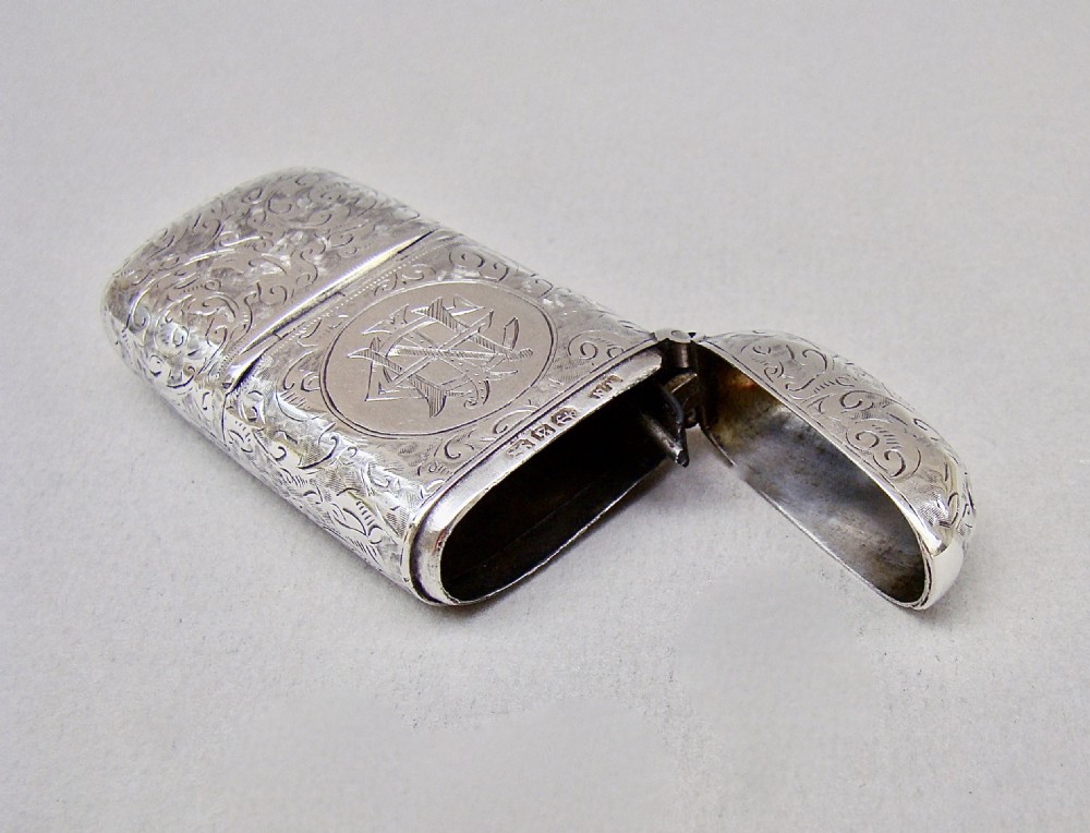 VICTORIAN SILVER COMBINATION VESTA & SOVEREIGN CASE BY WILLIAM NEALE, BIRMINGHAM 1892 View VI