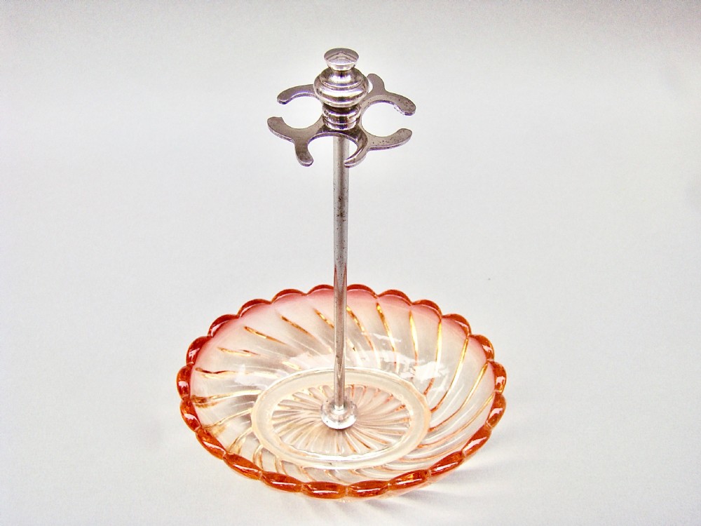 RARE FRENCH BACCARAT BAMBOO PATTERN ROSE TEINTE  HOLDER, BAMBOO PATTERN, CIRCA 1890 View III
