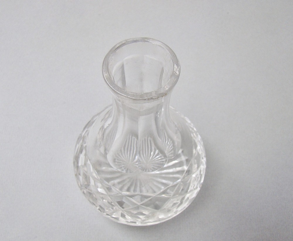 MID-CENTURY SILVER MOUNTED ANGOSTURA BITTERS BOTTLE BY THE ADIE BROTHERS, BIRMINGHAM 1952 View V