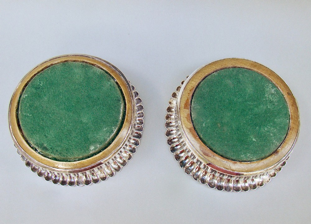 UNUSUAL PAIR OF GEORGIAN OLD SHEFFIELD PLATE WINE COASTERS, CIRCA 1800 View IV