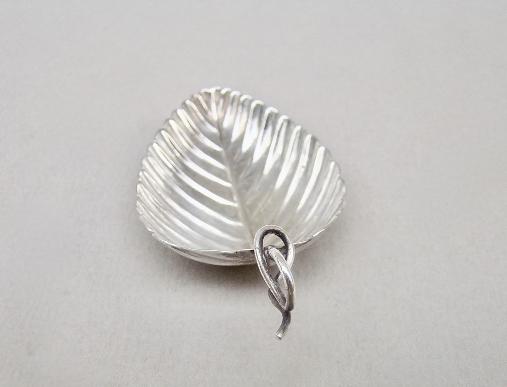 GEORGIAN SILVER LEAF-SHAPED CADDY SPOON BY COCKS & BETTRIDGE, BIRMINGHAM 1805 View VI