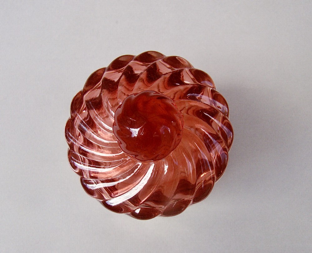 FRENCH BACCARAT BAMBOO PATTERN ROSE TEINTE LIDDED POWDER JAR, CIRCA 1890 View IV