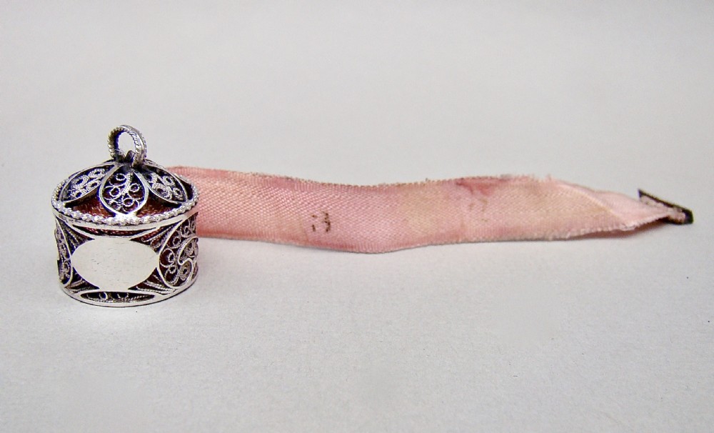 RARE GEORGIAN SILVER FILIGREE TAPE MEASURE, CIRCA 1820