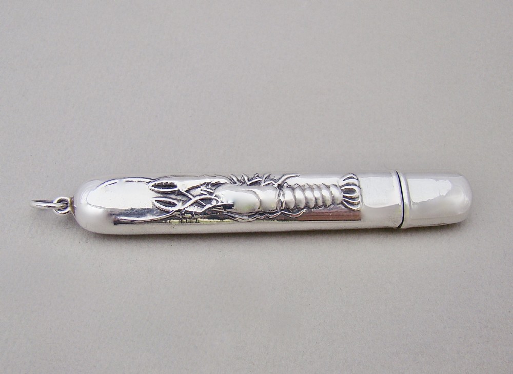 UNUSUAL STERLING SILVER NEEDLE CASE , CIRCA 1930 View II