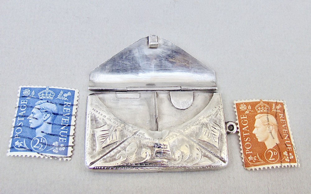 DELIGHTFUL EDWARDIAN SILVER DOUBLE STAMP CASE BY ALBERT ERNEST JENKINS, CHESTER 1906 View IV