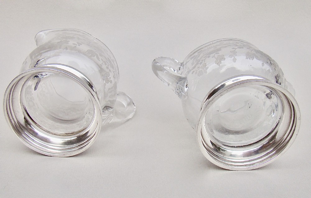 AMERICAN STERLING SILVER CHANTILLY PATTERN ETCHED GLASS CREAM JUG & SUGAR BY THE SHEFFIELD SILVER CO, NEW YORK, CIRCA 1900 View IV