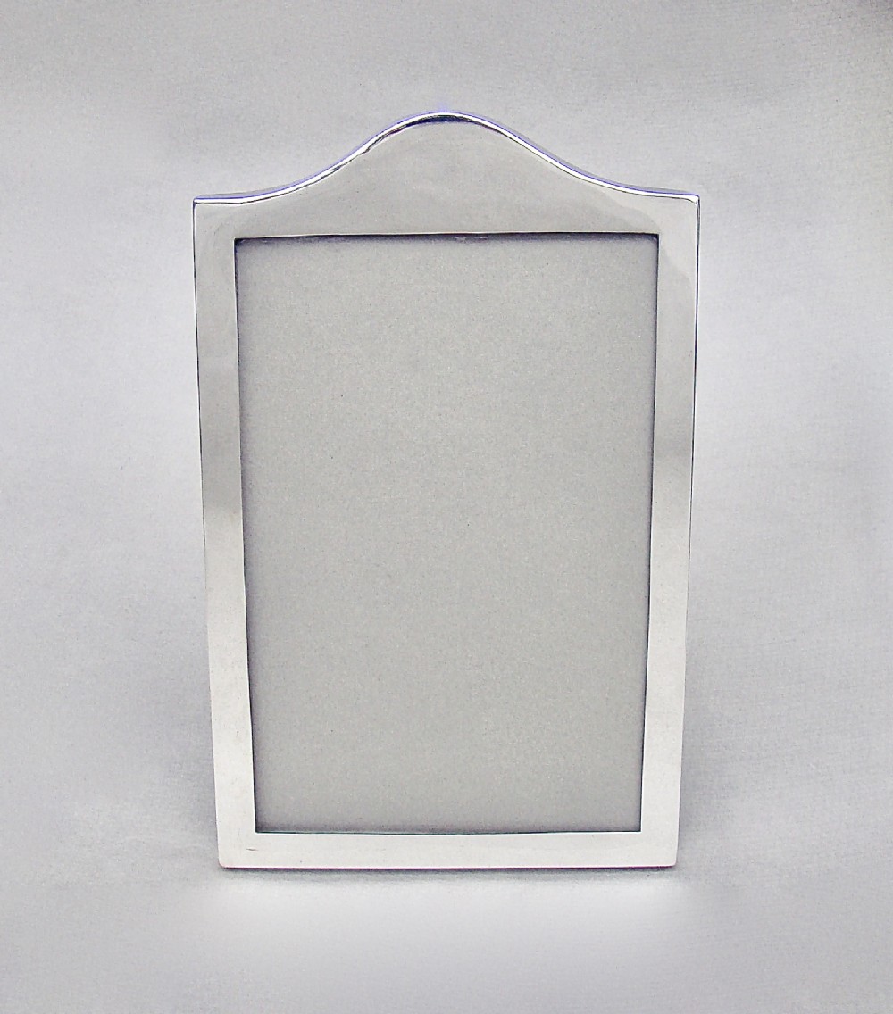 FABULOUS GEORGE V SILVER PHOTO FRAME BY HORTON & ALLDAY, BIRMINGHAM 1916
