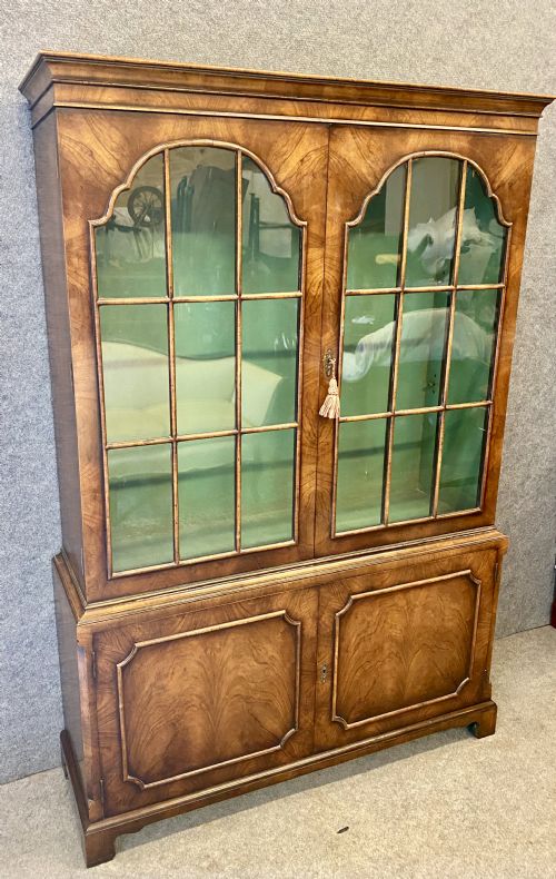 GEORGE 1 STYLE WALNUT BOOKCASE