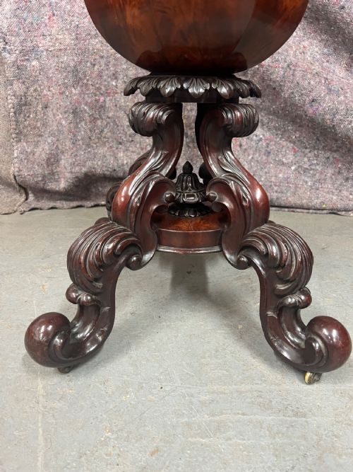FINE GILLOWS 8472 FLAME MAHOGANY TEA POY - ADDITIONAL PHOTO 5