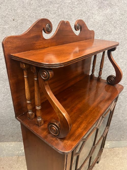 SMALL REGENCY MAHOGANY CABINET BOOKCASE - ADDITIONAL PHOTO 4