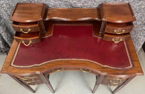 EDWARDS ROBERTS MAHOGANY DESK - ADDITIONAL PHOTO 3