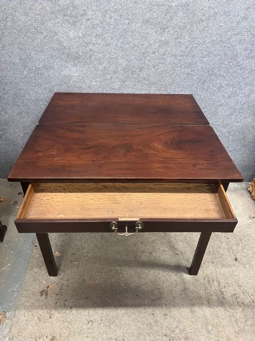 GEORGIAN MAHOGANY TABLE - ADDITIONAL PHOTO 3