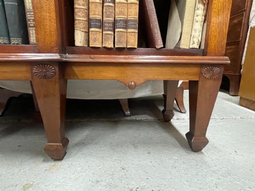 EDWARDIAN MAHOGANY BREAKFRONT OPEN BOOKCASE - ADDITIONAL PHOTO 5