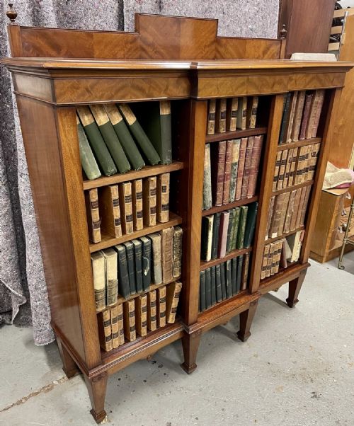 EDWARDIAN MAHOGANY BREAKFRONT OPEN BOOKCASE - ADDITIONAL PHOTO 11