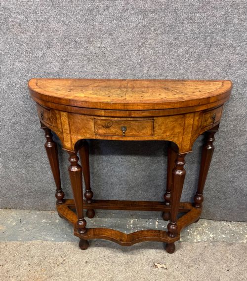 Antique William & Mary Style Burr Walnut Credence Table