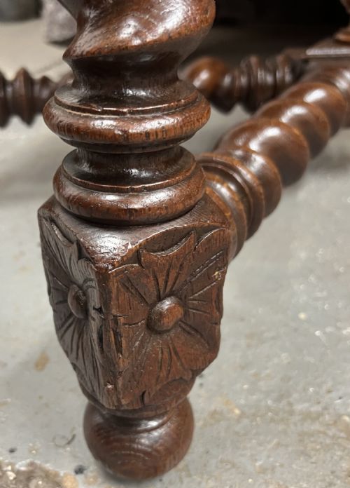 GOOD 19THC CARVED OAK SIDE OR WRITING TABLE - ADDITIONAL PHOTO 6